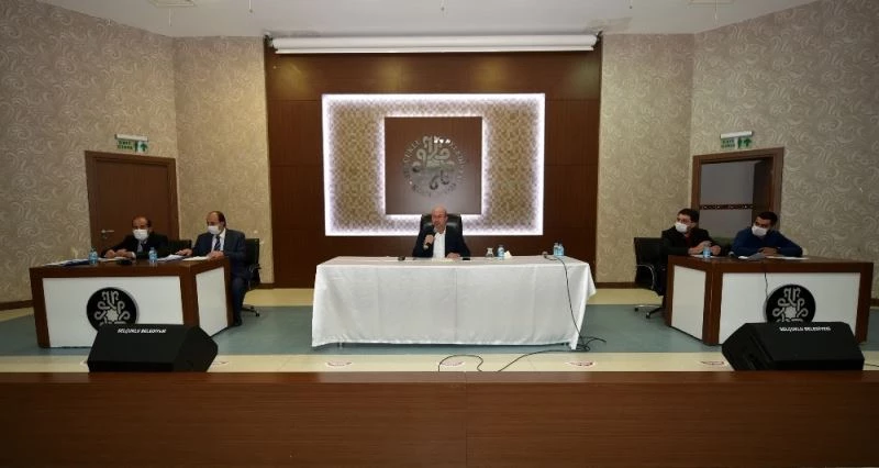 Başkan Pekyatırmacı: “Kalbimiz İzmirli vatandaşlarımızla birlikte atıyor”
