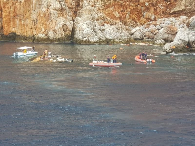 Alanya’da tur teknesinde ölen yolcuya ulaşıldı
