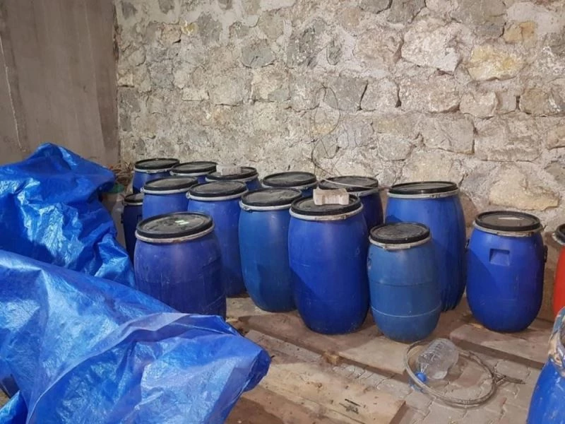 Çorum’da ’kaçak içki’ operasyonu: Bin 863 litre ele geçirildi
