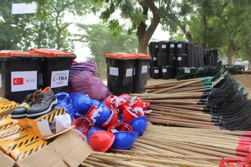 TİKA’dan Kamerun’da Kentsel Atıklarla Mücadele Seferberliği
