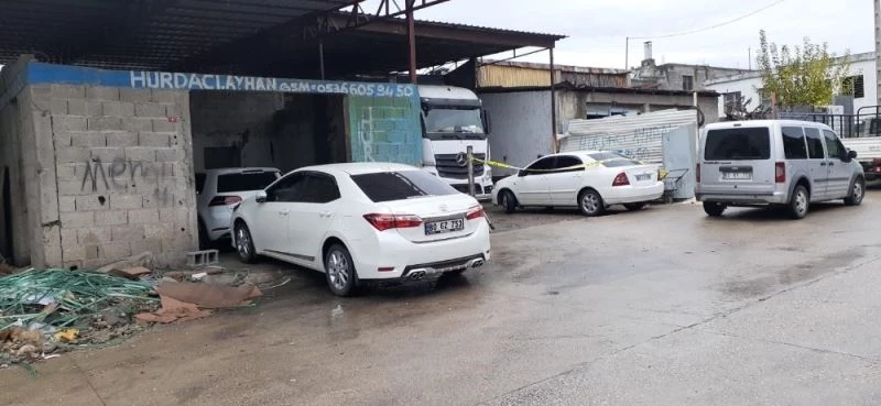 Silahlı saldırıya uğrayan garson hayatını kaybetti
