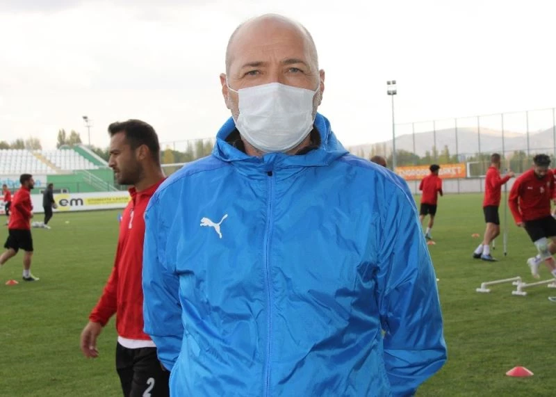 Sivas Belediyespor Teknik Direktörü Karadaş: “Kupada hedefimiz tur atlamak”
