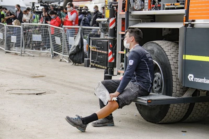 (Özel) Depremin isimsiz kahramanları objektiflere yansıdı
