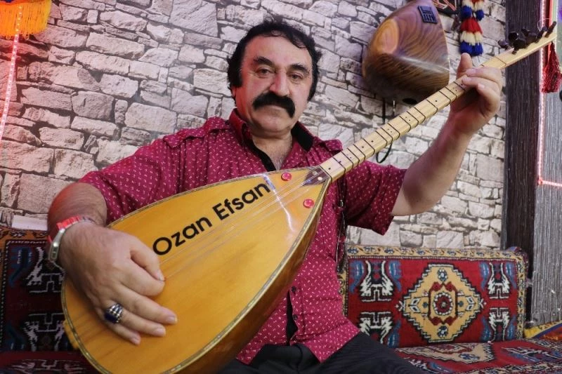 Sivaslı Aşıktan Macron’a sazlı sözlü tepki
