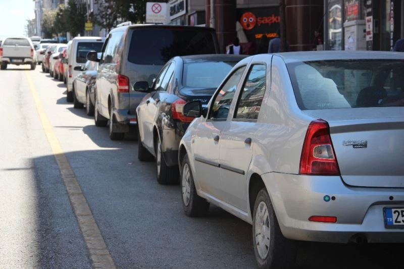 Erzurum’da 4 bin 702 araç devredildi
