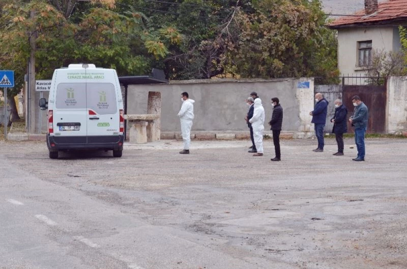 Karantina altındaki Kayakent mahallesinde 2 kişi hayatını kaybetti
