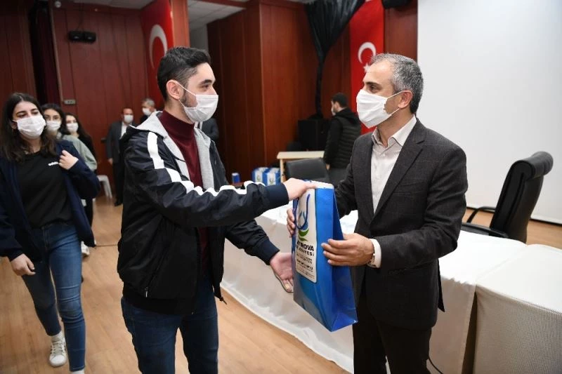 Başkan Çiftçi, üniversitelilerle buluştu
