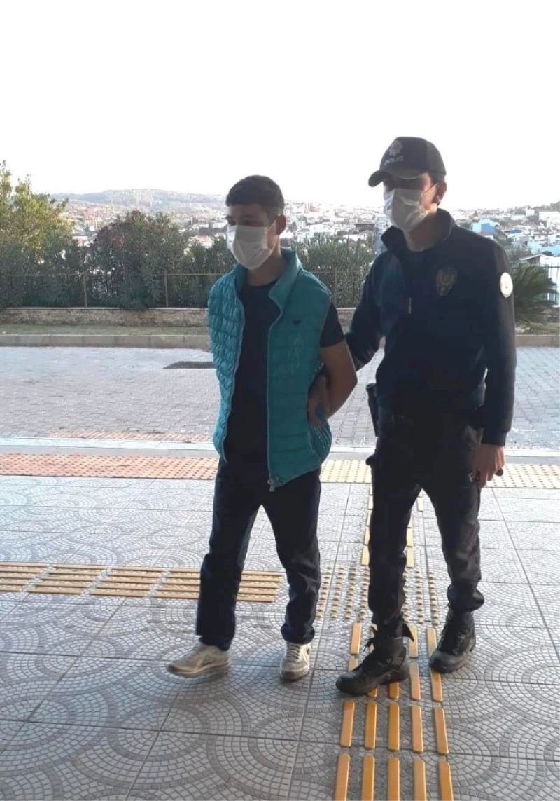 El öpmeye geldi, hırsızlık yaptı
