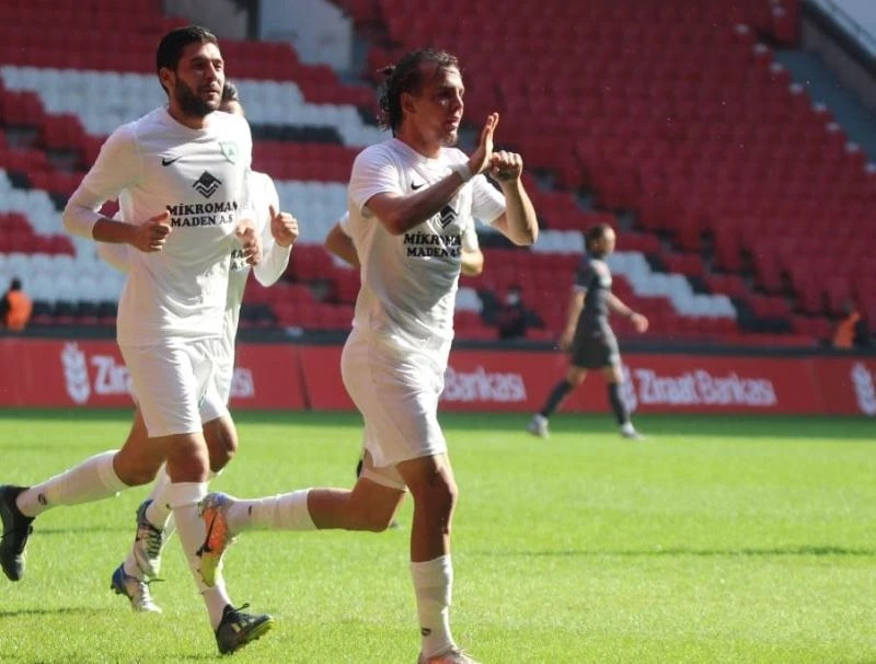 İzmir depremindeki kurtarılma anı Muğlaspor’un gol sevincine yansıdı
