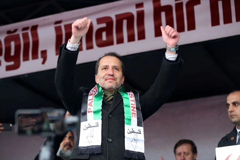 Erbakan’dan ’ABD’ açıklaması: “Politikalarında köklü bir değişiklik beklemek saflık olur”
