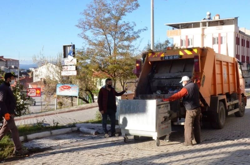 Çöp konteynerları yenilendi
