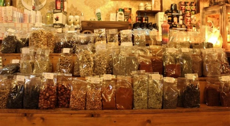 Öyle bir bitkisel karışım hazırladı ki gribe 48 saat süre verdi
