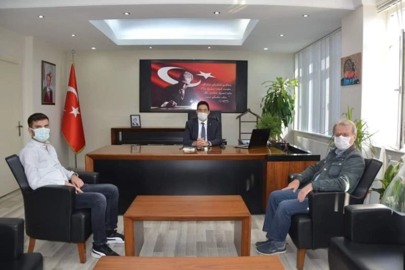 İl Sağlık Müdürü Yemenici, Kaymakam Yıldırım’ı ziyaret etti
