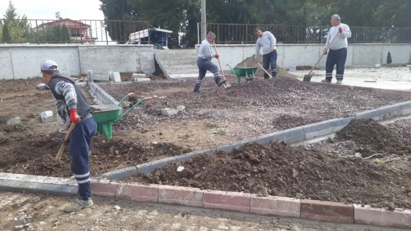 İzmit Belediyesi’nden Karaabdülbaki’ye yeni çocuk parkı
