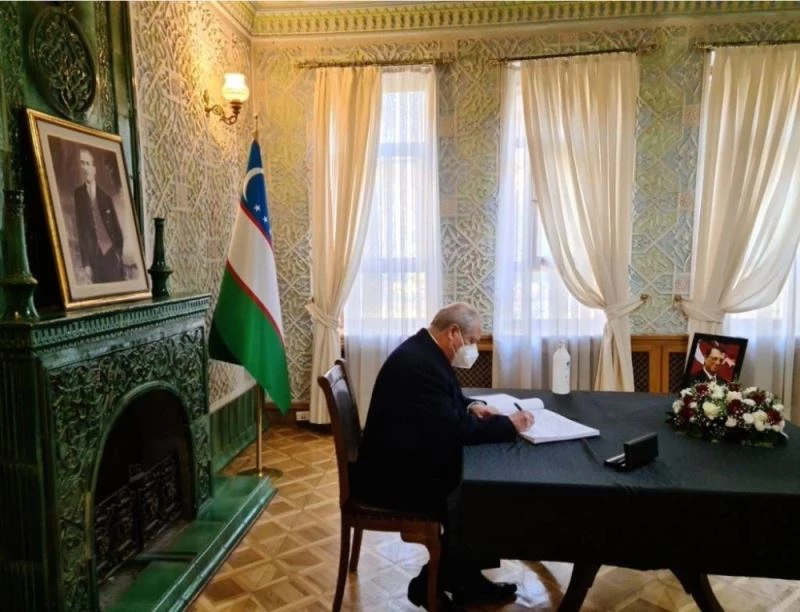 Özbekistan Dışişleri Bakanı Kamilov’dan Türkiye’nin Taşkent  Büyükelçiliğine taziye ziyareti
