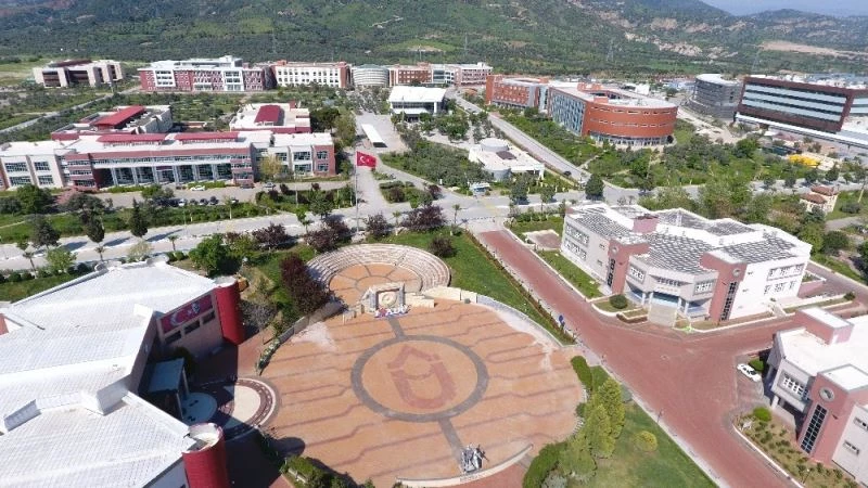 ADÜ Türkiye’de yerleşkelerine internet hizmeti sunmada birinci sırada yer aldı
