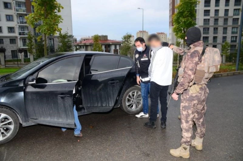 ’Oltalama’ yöntemi ile vatandaşları dolandıran çete polisin operasyonu ile çökertildi: 29 gözaltı
