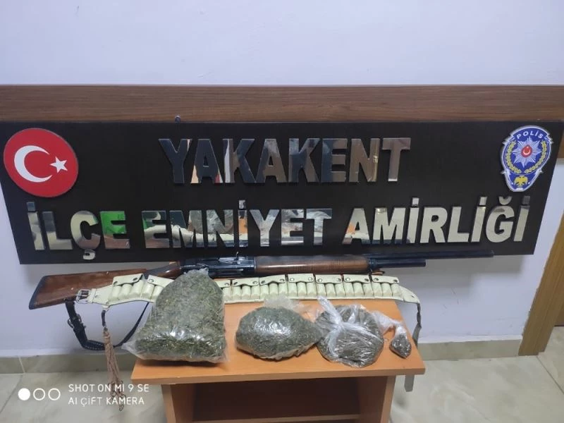 Yakakent’te uyuşturucu ve tüfek ele geçirildi
