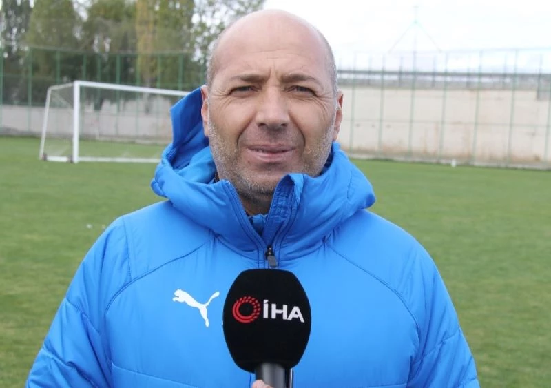 Karadaş: “Maçın favorisi Fenerbahçe”
