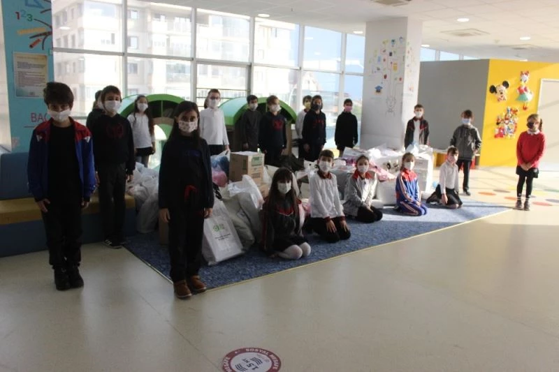 Minik kalplerden büyük destek
