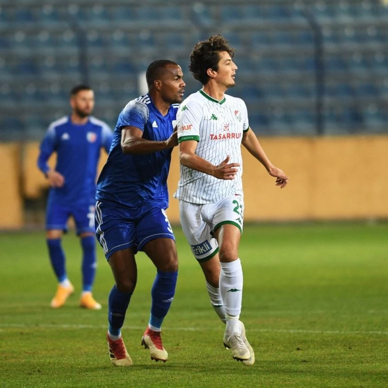 Bursasporlu futbolcu Furkan Emre Ünver: “Daha çok çalışacağız”
