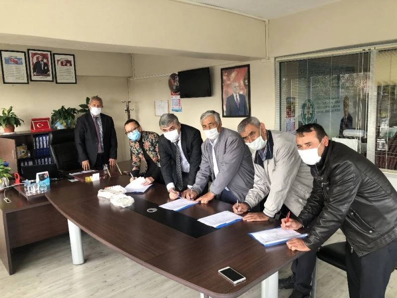 Üreticilerin ve kooperatiflerin yüzü büyükşehirle gülecek
