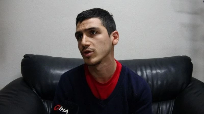 (Özel) Hesap makinasına meydan okuyan garson
