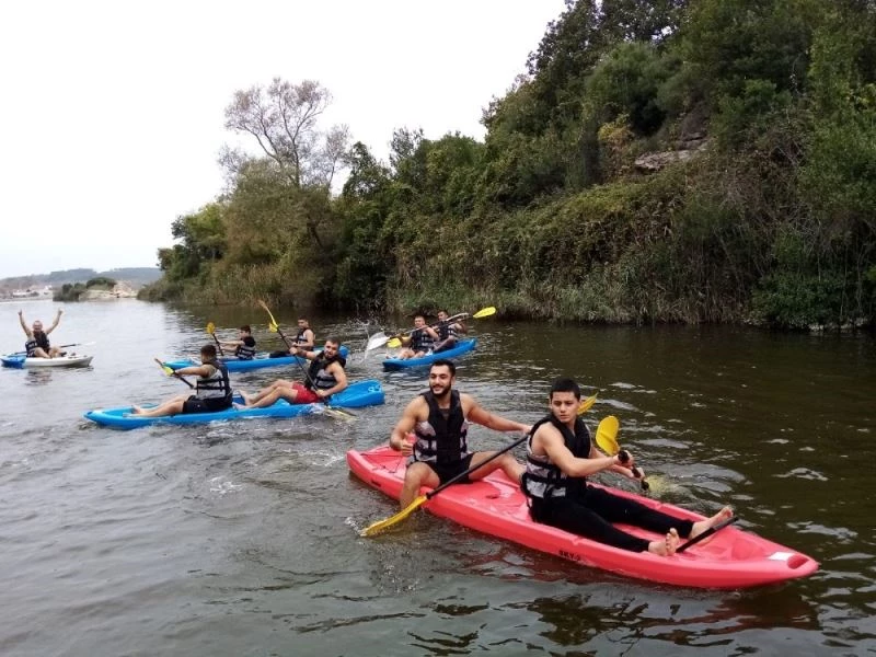 İzmitli güreşçiler Sarısu Gençlik Kampı’na gitti
