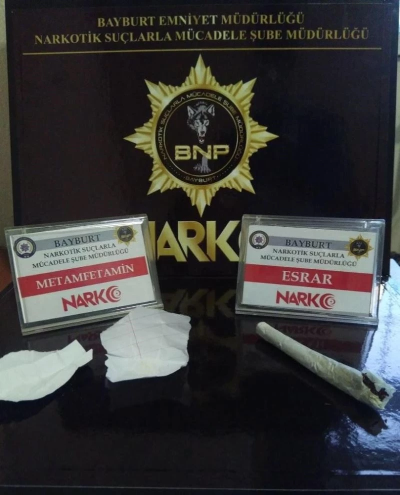 Bayburt’ta bir miktar metamfetamin ve esrar ele geçirildi
