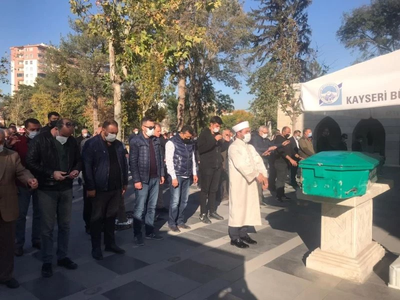 KAYMOS eski Genel Sekreteri Yavuz Öztürk son yolculuğuna uğurlandı
