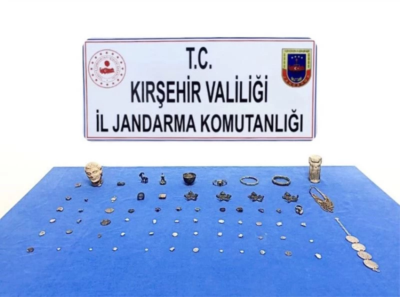 Akpınar ve Kaman ilçelerinde tarihi eser operasyonu
