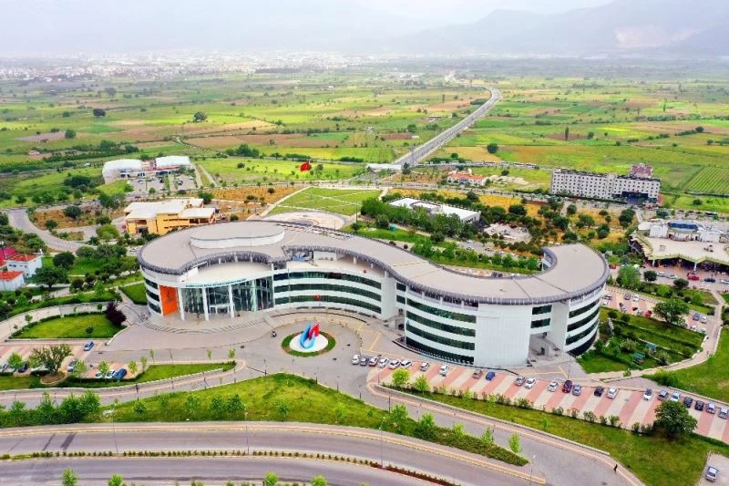 Manisa Celal Bayar Üniversitesi Rektörlüğü’nden asılsız haberlerle ilgili açıklama
