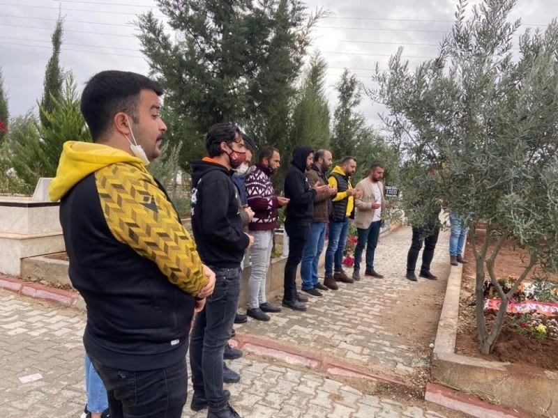 Malatyalı taraftarlar, Adanaspor Taraftarlar Derneği Başkanının acısına ortak oldu
