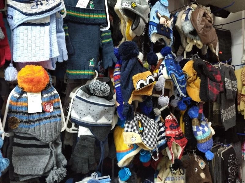 Kışlıklar tezgâhta kaldı
