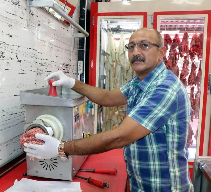 Lokantaların paket servise geçmesi kasapları da vurdu
