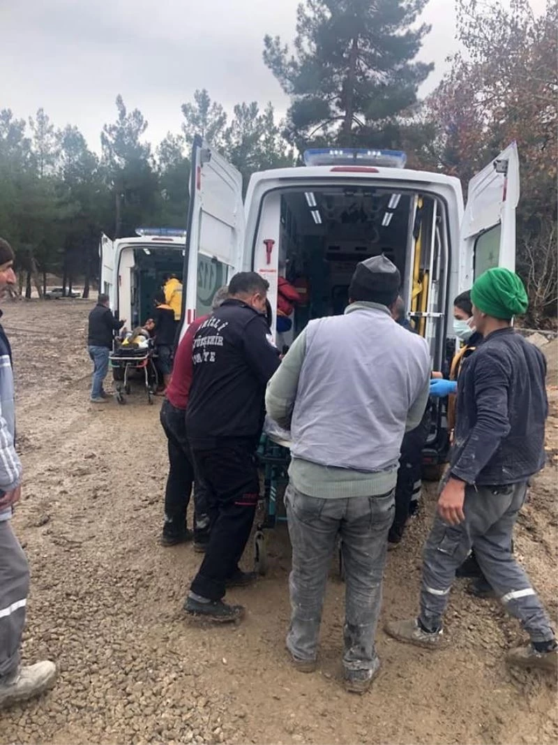 Su çektirmek için çukura inen 3 işçi zehirlenerek öldü
