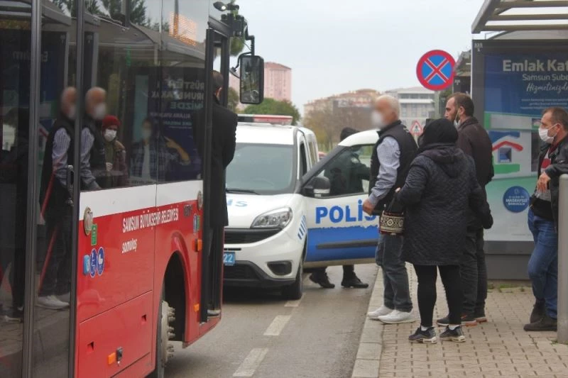 Eşinin HES kodu ile otobüse binmeye çalıştı, alınmayınca ortalığı birbirine kattı

