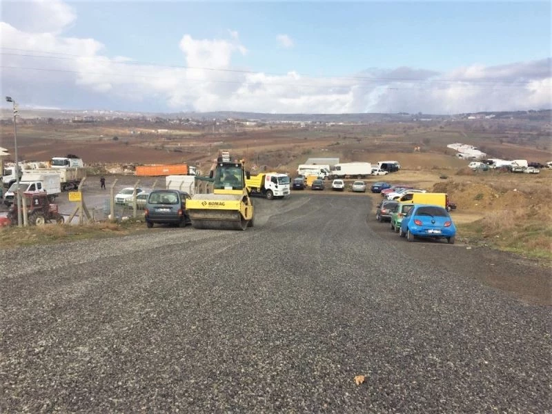 Dumansız Sanayi Bölgesi bozuk yollardan kurtuluyor
