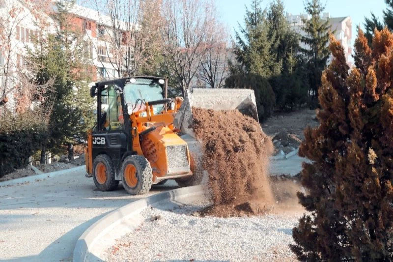 Çankaya Belediyesinden eski parklarını yenileme çalışması
