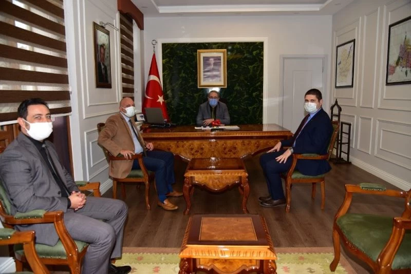 Salihli’ye yapılacak hizmetleri görüştüler
