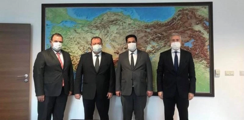 belediye Başkanı Ramazan  Baydemir ile bir araya geldi
