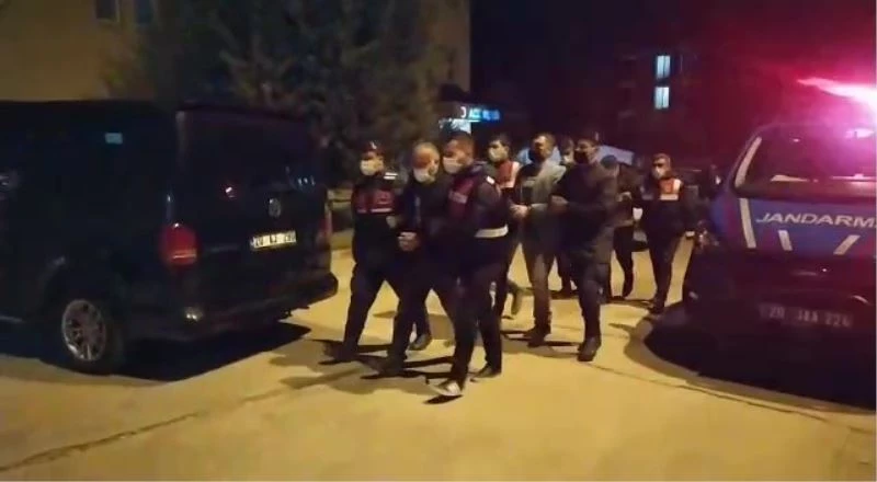 Afyon’da 3 yaşlıyı 150 bin lira dolandıran şebeke JASAT’tan kaçamadı
