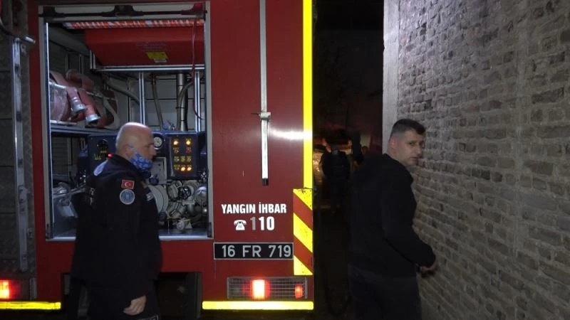 Bursa’da marangozhanede çıkan yangın korkuttu

