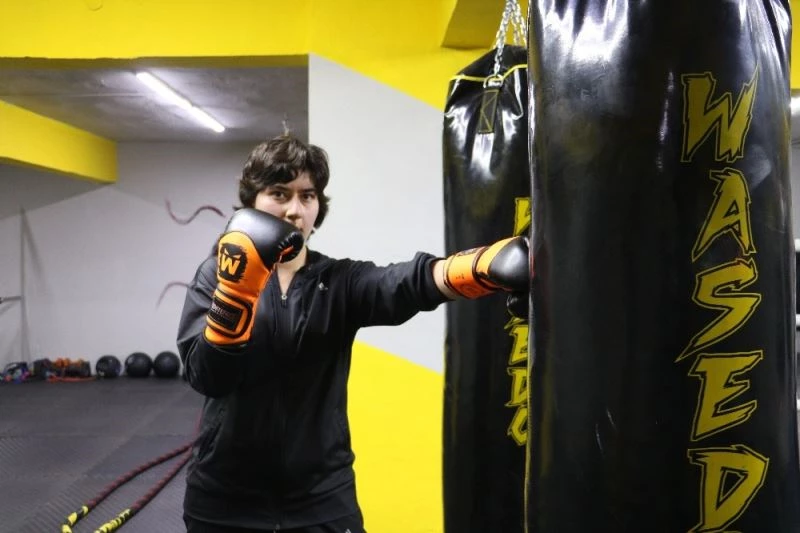 Hastanedeki görevine başlamadan savunma tekniklerini öğrenmeye başladı
