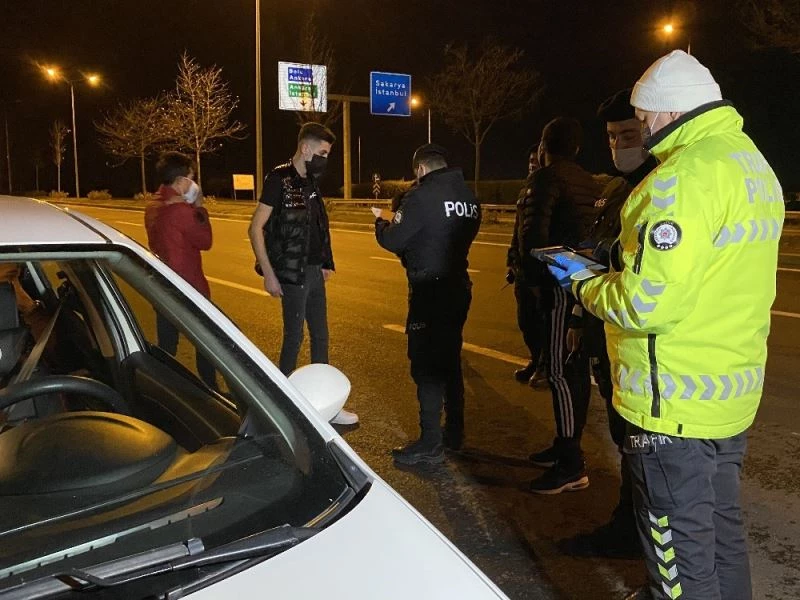 Kısıtlamada misafirliğe gittiler, dönüşte cezayı yediler
