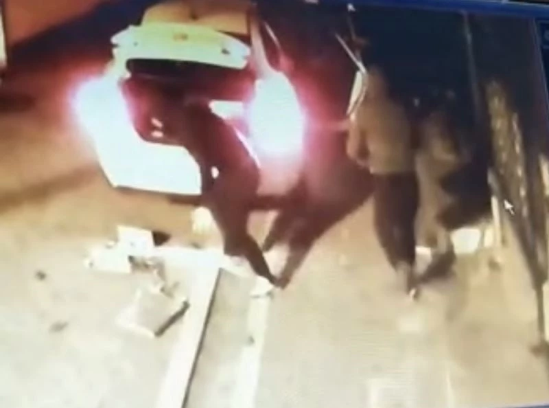 Sakar hırsızlar kamerada
