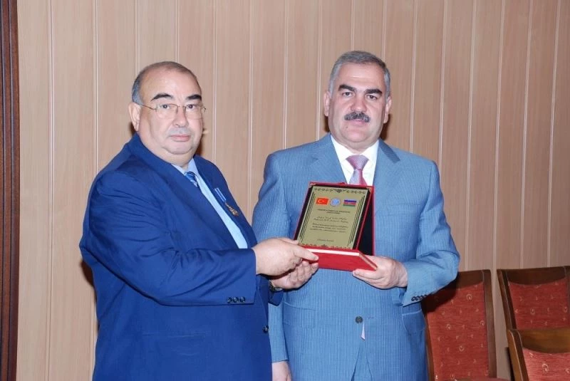 Yücel Artantaş, “Ermeniler Karabağ’da 63 camiyi yıktılar”
