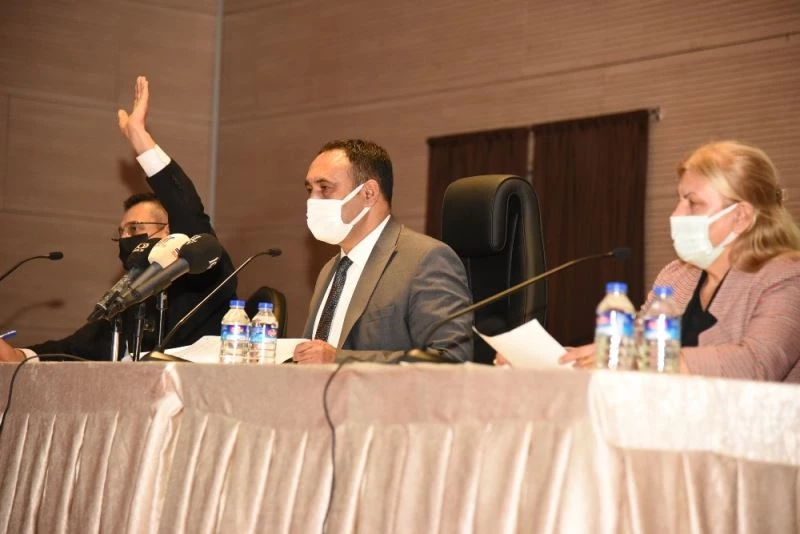 Toroslar Belediyesinde Ar-Ge, tarım ve turizm alanında 3 yeni müdürlük kuruluyor
