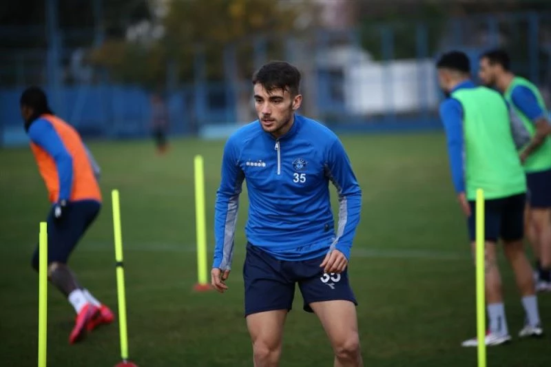 Adana Demirsporlu futbolcu Yunus Akgün: 