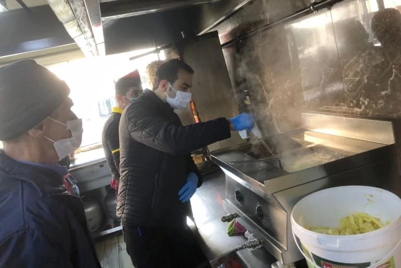 Hakkari’deki iş yerlerinde yağ ölçümü
